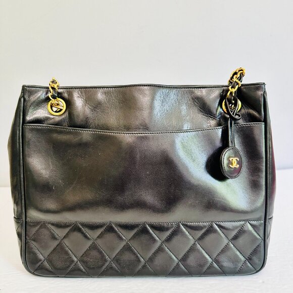 EUC CHANEL MATELASSE LAMBSKIN LEATHER QUILTED CC LOGO SHOULDER BAG MADE IN ITALY - Picture 3 of 16